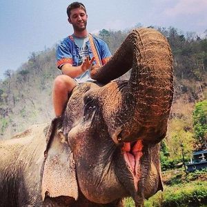 Meet your Posher, Max